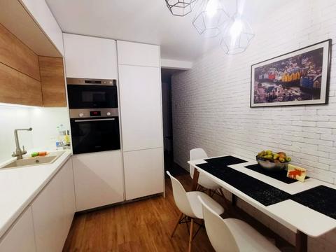 квартира за адресою Метробудівська вул., 8