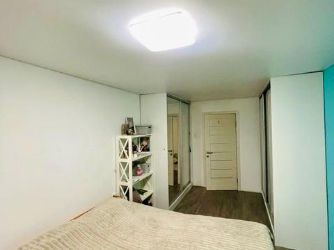 квартира за адресою Метробудівська вул., 8