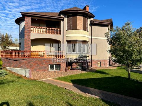 будинок за адресою Перемоги