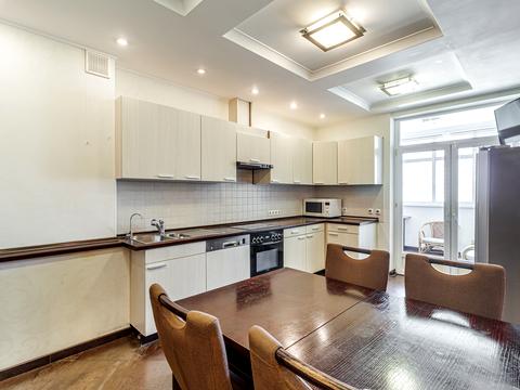 квартира за адресою Валерія Лобановського просп. (Червонозоряний), 4-А