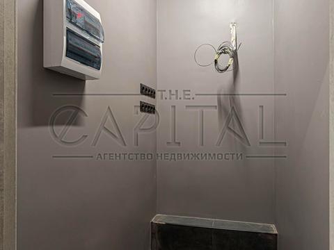 комерційна за адресою Жилянська вул., 68