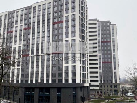 комерційна за адресою Любомира Гузара просп. (Космонавта Комарова), 15