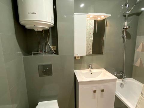 квартира за адресою Привокзальна вул., 8