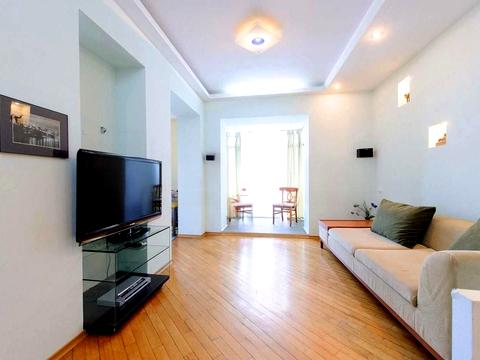 квартира по адресу Круглоуниверситетская ул., 13