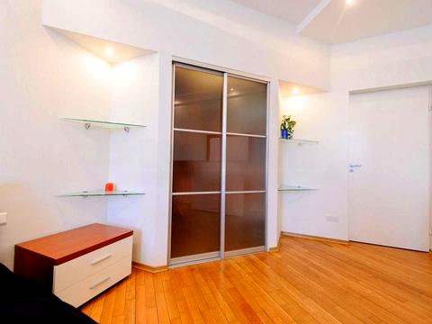 квартира по адресу Круглоуниверситетская ул., 13