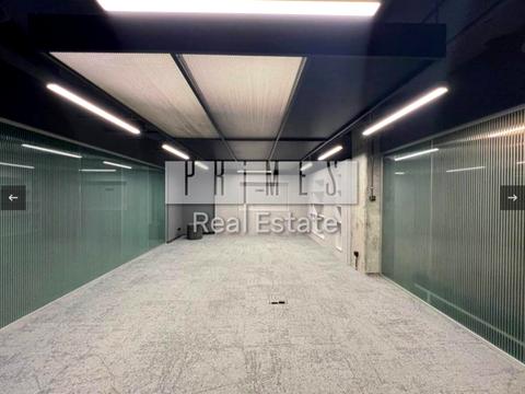 комерційна за адресою Володимирська вул., 12-В