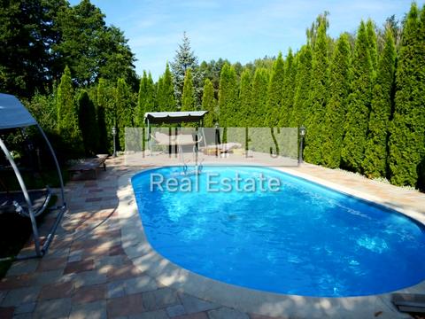 будинок за адресою с. Хлепча, Центральна вул.