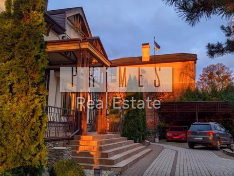 будинок за адресою с. Хлепча, Центральна вул.