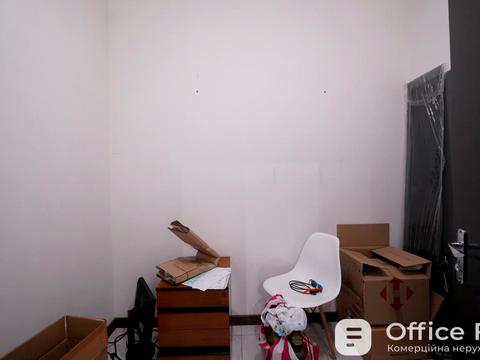 комерційна за адресою Полтавська вул., 12