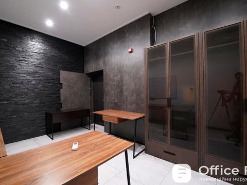 комерційна за адресою Полтавська вул., 12