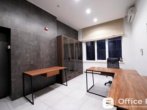 комерційна за адресою Полтавська вул., 12