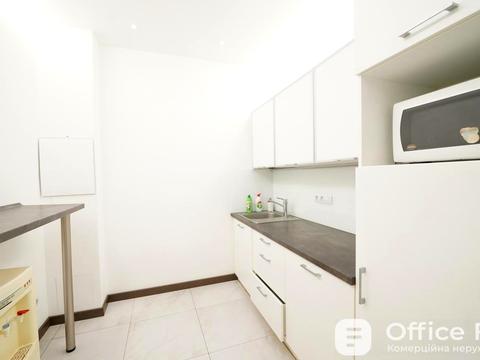 комерційна за адресою Полтавська вул., 12