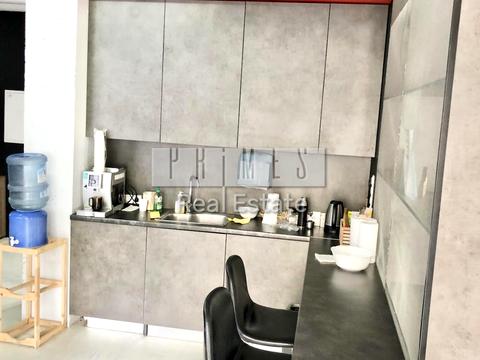 комерційна за адресою Воздвиженська вул., 51а