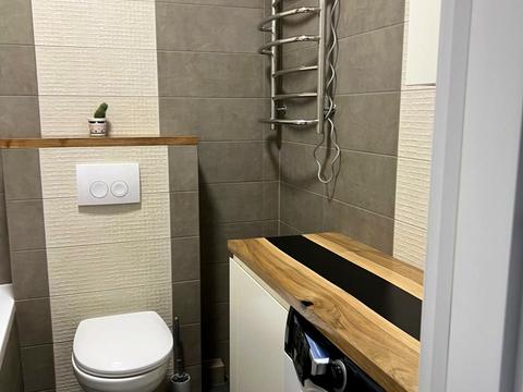 квартира по адресу Братская ул., 12