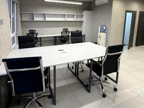 комерційна за адресою Київ, Жилянська вул., 68