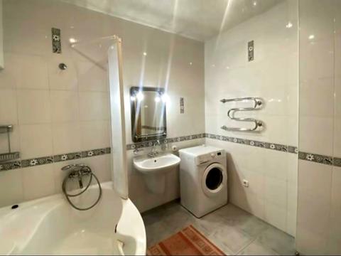 квартира по адресу Дмитрия Яворницкого просп. (Карла Маркса), 82