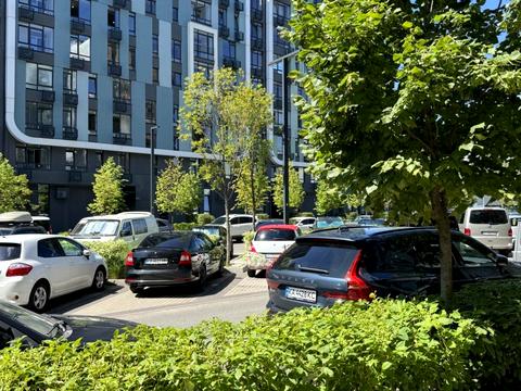 коммерческая по адресу Тадея Рыльского бульв., 1