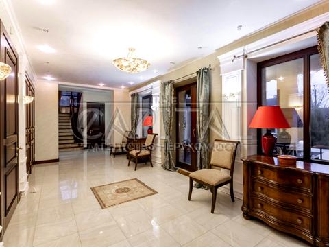 дом по адресу Столична вул.