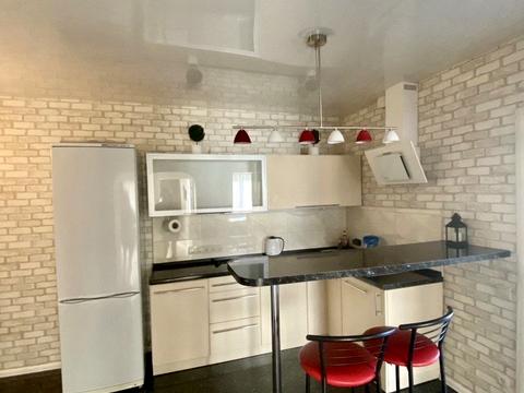 квартира за адресою Анни Ахматової вул., 28