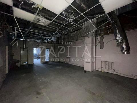 комерційна за адресою Івана Дзюби вул. (Сім'ї Сосніних), 2-Б