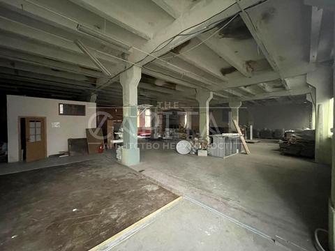 комерційна за адресою Івана Дзюби вул. (Сім'ї Сосніних), 2-Б