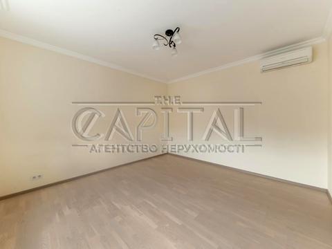 будинок за адресою Михайла Ялового пров. (Толбухіна)