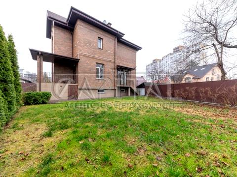 будинок за адресою Михайла Ялового пров. (Толбухіна)