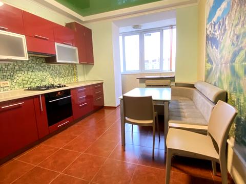 квартира за адресою Одеса, Владислава Бувалкіна вул. (Бочарова Генерала), 75