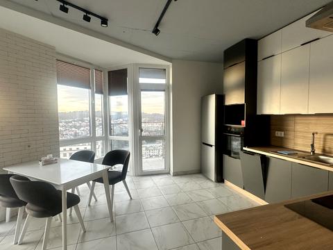 квартира за адресою В'ячеслава Чорновола просп. (), 77