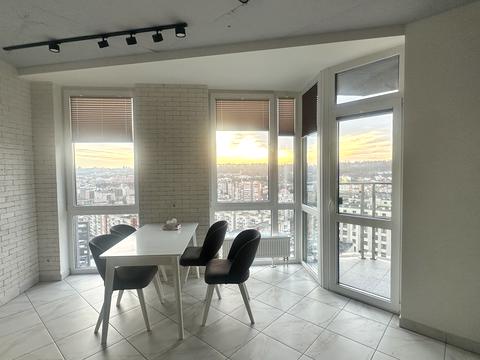 квартира за адресою В'ячеслава Чорновола просп. (), 77