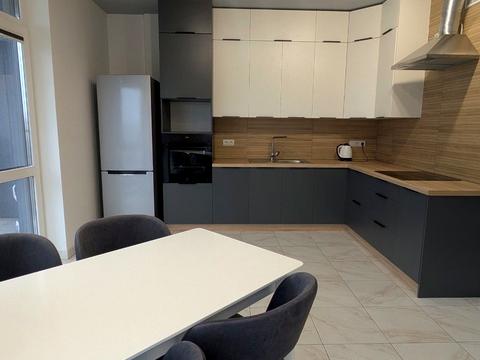 квартира за адресою В'ячеслава Чорновола просп. (), 77