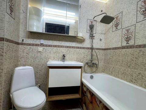 квартира за адресою Героїв просп., 9