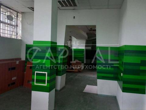комерційна за адресою Голосіївський просп. (40-річчя Жовтня), 70