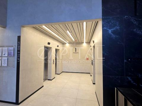 комерційна за адресою Голосіївський просп. (40-річчя Жовтня), 76