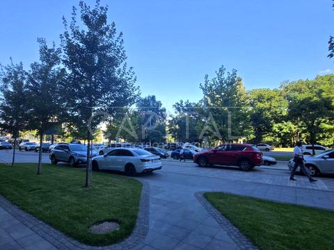 комерційна за адресою Голосіївський просп. (40-річчя Жовтня), 76