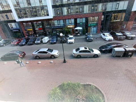 комерційна за адресою Левка Лук'яненка вул. (Маршала Тимошенка), 19