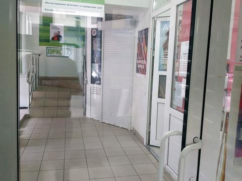 комерційна за адресою Левка Лук'яненка вул. (Маршала Тимошенка), 19