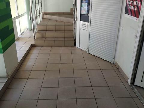 комерційна за адресою Левка Лук'яненка вул. (Маршала Тимошенка), 19