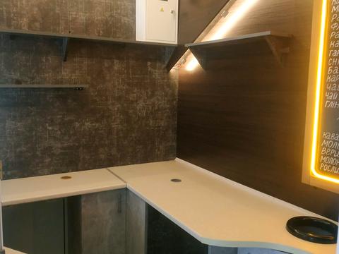 комерційна за адресою Левка Лук'яненка вул. (Маршала Тимошенка), 19