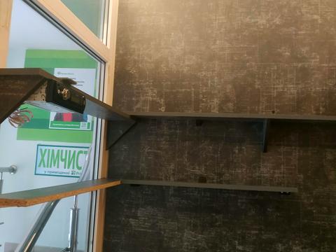 комерційна за адресою Левка Лук'яненка вул. (Маршала Тимошенка), 19