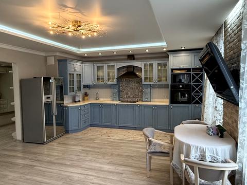 квартира по адресу Анатолия Петрицкого ул., 19-А