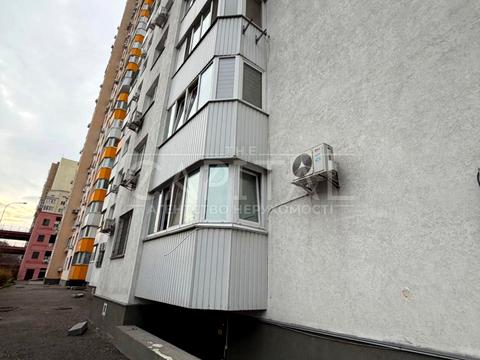 комерційна за адресою Юлії Здановської вул. (Ломоносова), 34-А