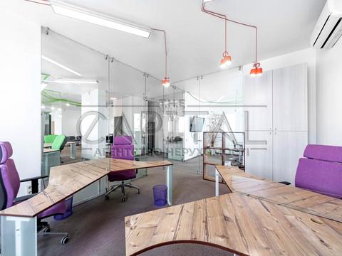 комерційна за адресою Єлизавети Чавдар вул., 22