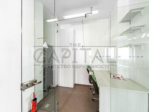 комерційна за адресою Єлизавети Чавдар вул., 22