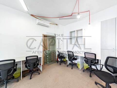 комерційна за адресою Єлизавети Чавдар вул., 22