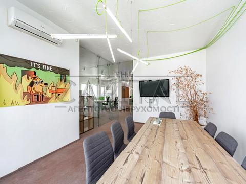 комерційна за адресою Єлизавети Чавдар вул., 22