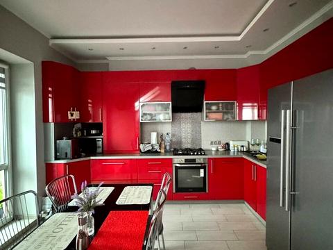 квартира за адресою с. Святопетрівське, Лесі Українки бульв., 4-А