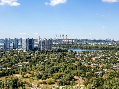 коммерческая по адресу Днепровская набережная ул., 14