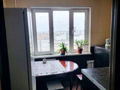 квартира за адресою Академіка Глушкова просп., 15