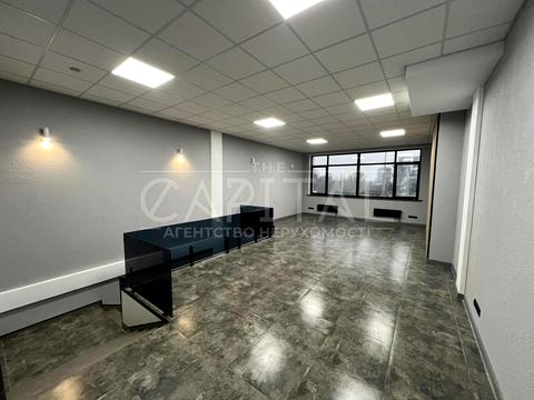 комерційна за адресою Трускавецька вул., 6А